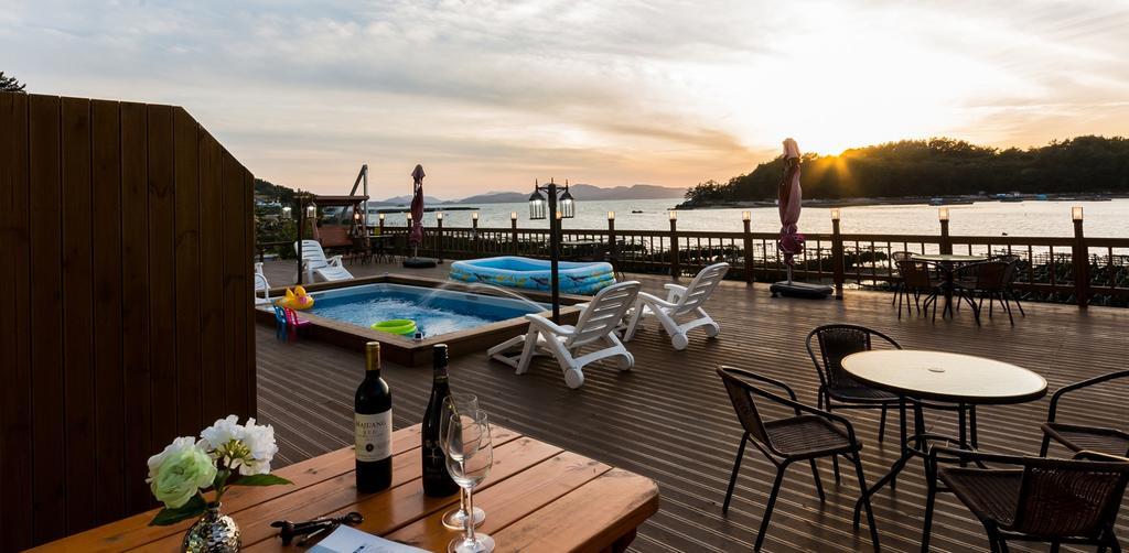 Dolsanmaru Pension Yeosu Luaran gambar