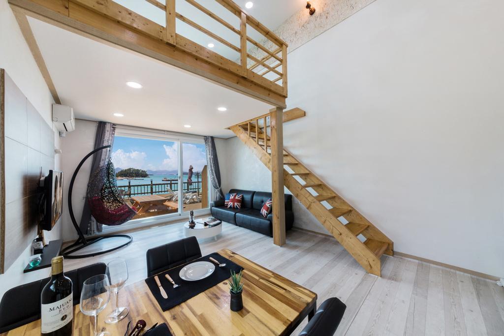 Dolsanmaru Pension Yeosu Luaran gambar